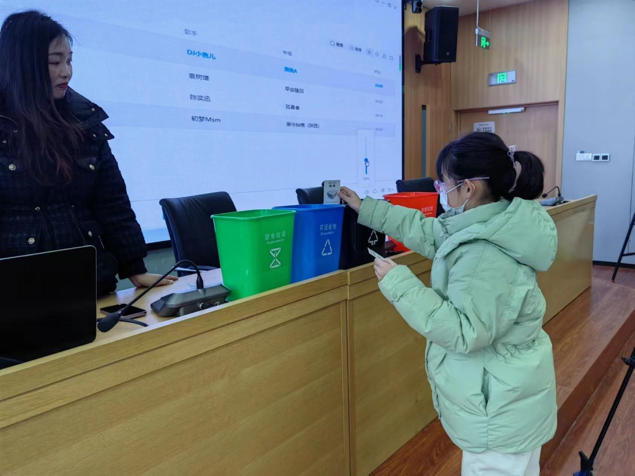 華展貓先生，校園垃圾分類活動，智能垃圾分類